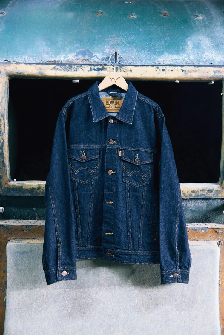 EDWIN F03基本牛仔外套，3490元。品牌提供