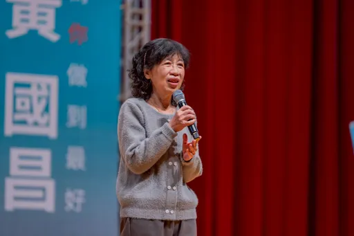 陈佩琪被拱参选2026！黄国昌「100%尊重意愿」：她是最强母鸡