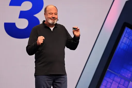 英特爾首款18A製程AI PC平台亮相！1/27上市　展現美國製造實力