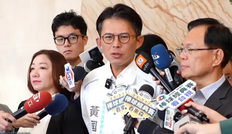 民眾黨主席黃國昌。翻攝自民眾之聲YT