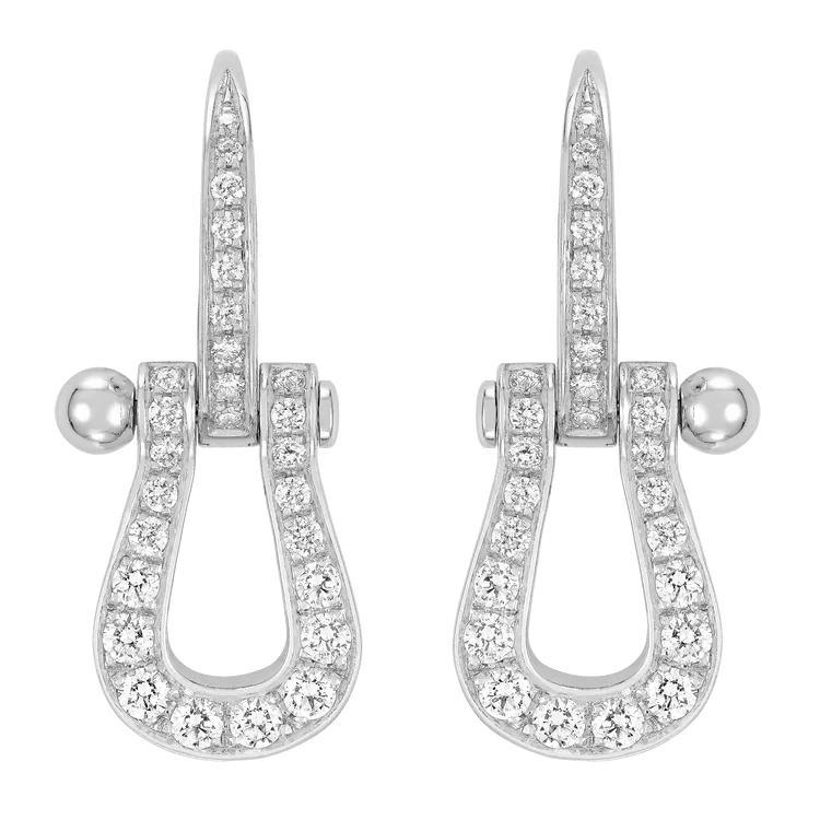 FRED Force 10耳環，白金與鑽石。品牌提供