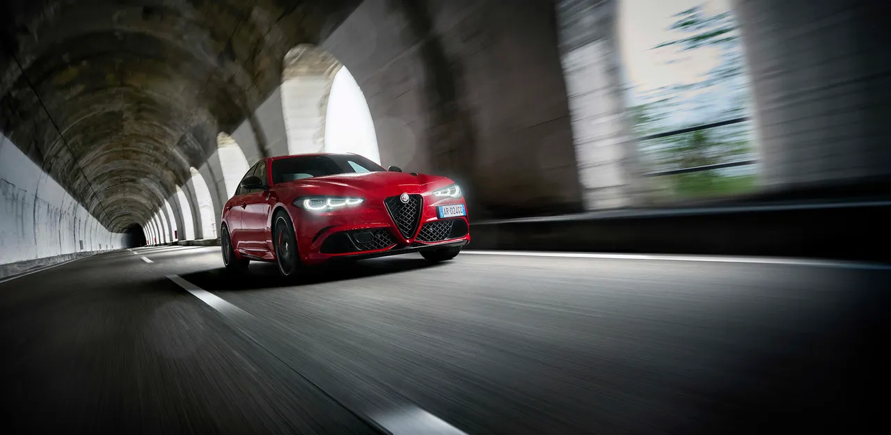 Alfa Romeo Giulia与Stelvio车系于两周内接单突破250张，展现市场对义式性能与驾驭本质的高度关注。业者提供