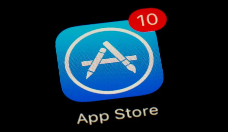 App Store中的Netflix、Spotify、遊戲內購、iCloud等消費屬跨境電商，發票不會自動進入載具對獎。路透