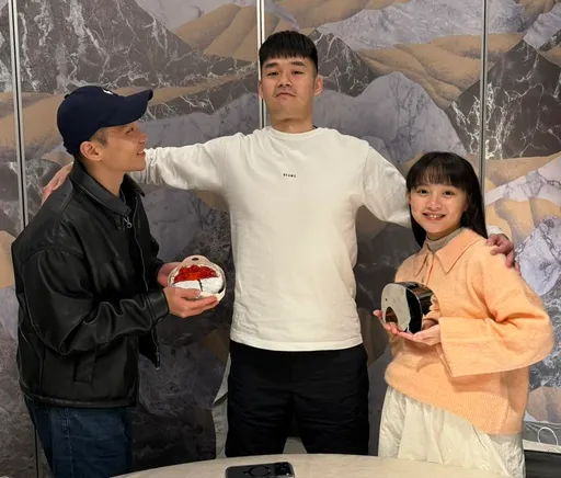 王齊麟31歲生日宴　「十元」露孕肚！李洋：不敢相信大小孩要當爸了