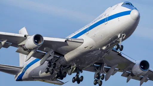 代誌大條？華府「末日專機」突現蹤洛杉磯　網恐慌