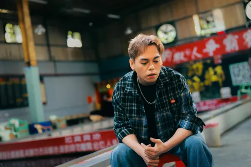 以《癡情玫瑰花》爆紅卻被團員惡行帶衰　楊琳靠天王羅志祥助力走出低潮