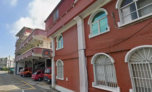 高雄女消防队借厕所竟小产　早产婴丧命母送医