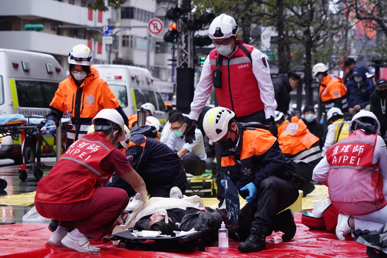 演練範圍涵蓋4鐵、地下街及微風商場。彭欣偉攝