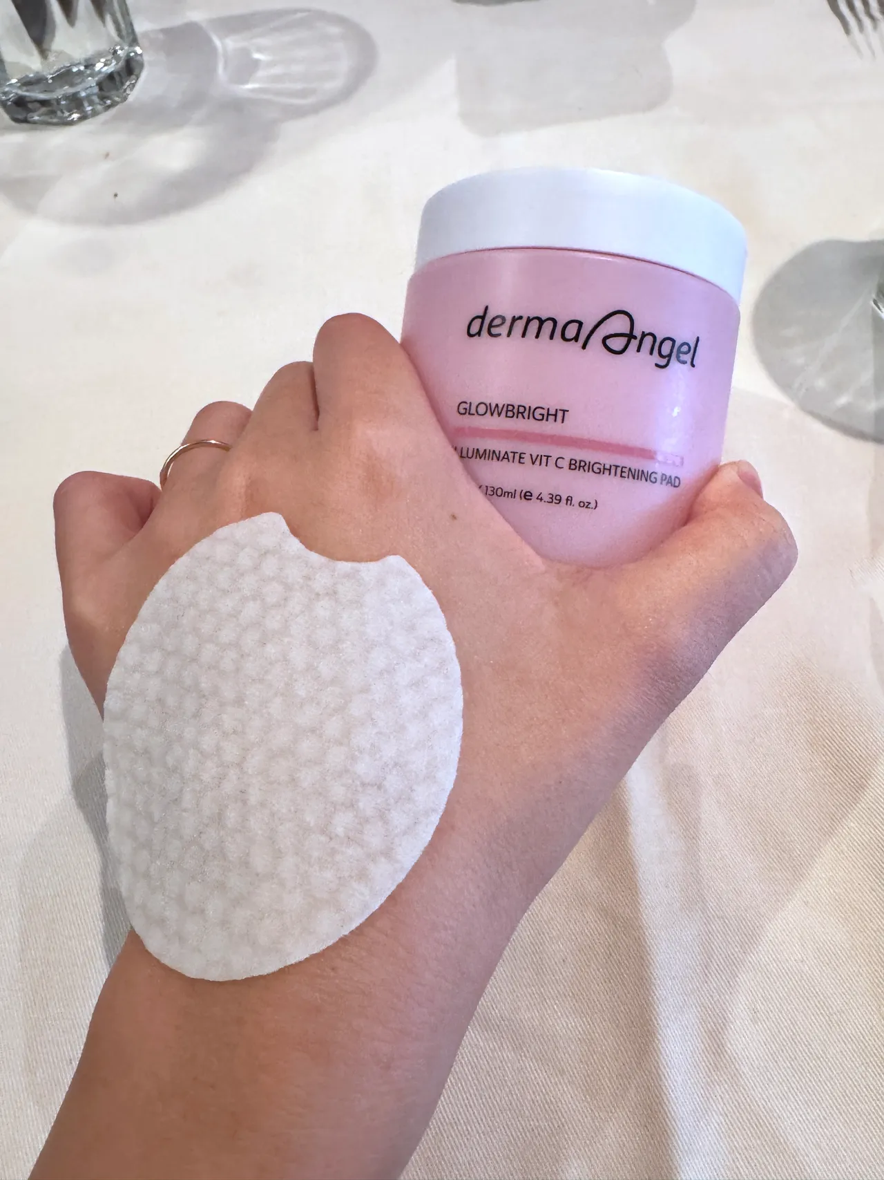 護妍天使光透美白爽膚棉，65片／650元。張家玲攝