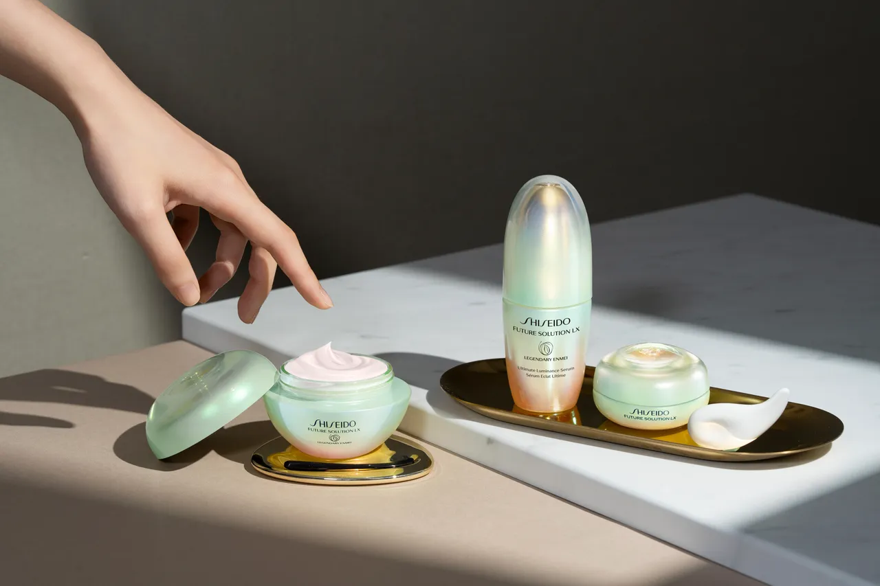 護膚會使用極上御藏系列滋養肌膚。品牌提供