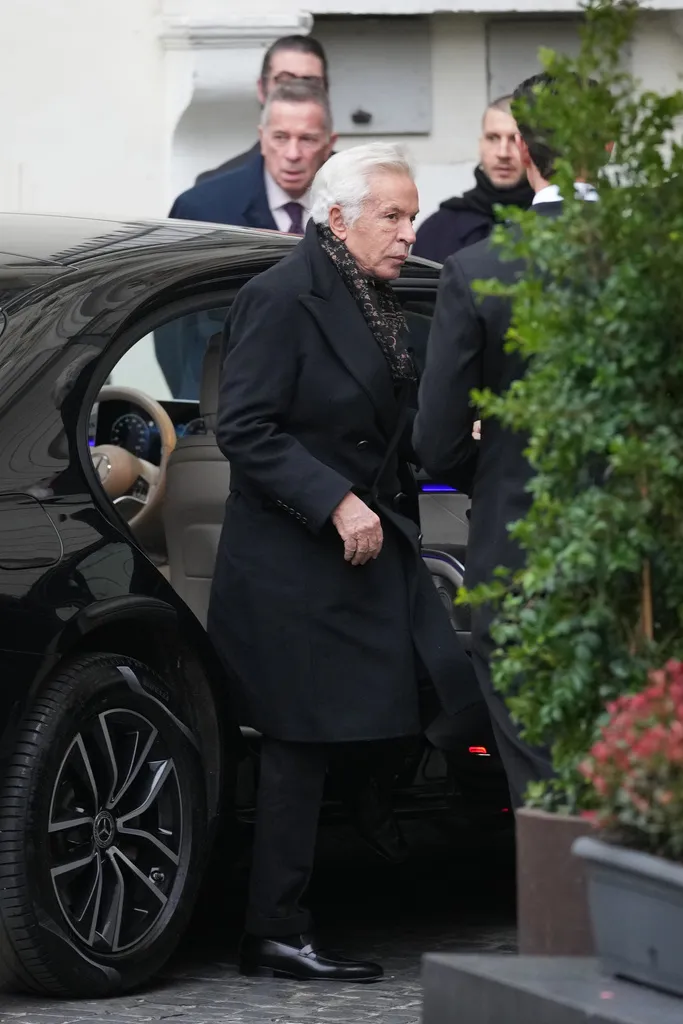 VALENTINO聯合創始人Giancarlo Giammetti現身告別式。美聯社