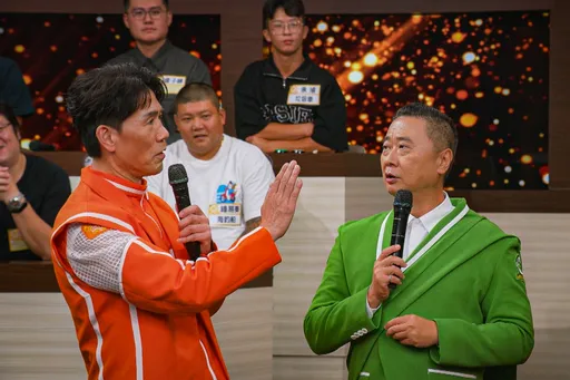 罗时丰骑重机太紧张怕跟丢　「摔车2次」惊险过程曝光