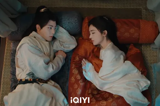 侯明昊拍親密戲嘴角壓不住　古力娜扎笑喊：要來非禮你