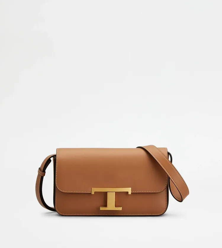 TOD'S T TIMELESS斜背包，6萬9900元。品牌提供