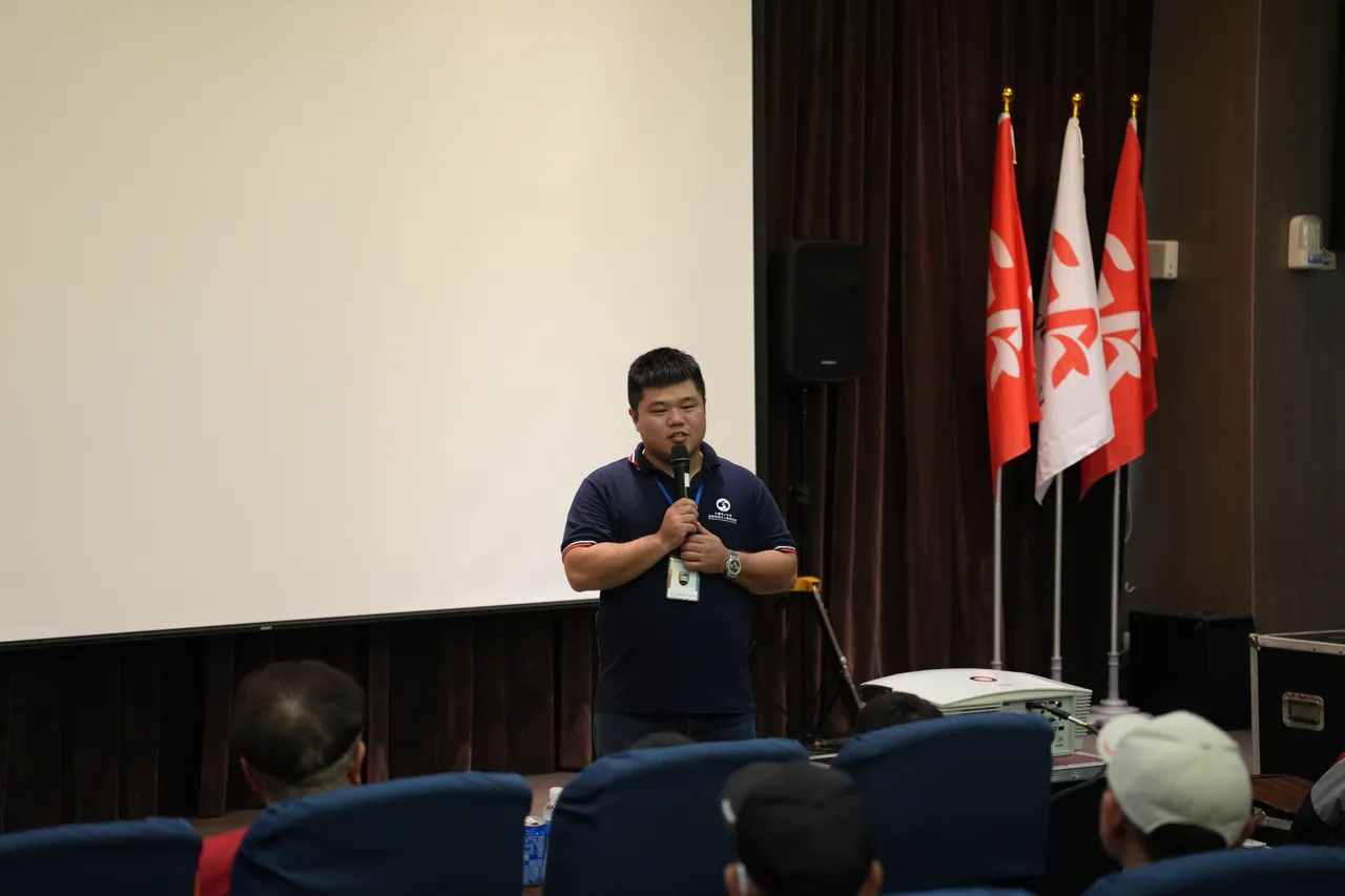 戒毒講師蔡昕閶以過來人身分，痛陳毒品危害，奉勸大家遠離毒品才能有美好人生。紅崴科技提供