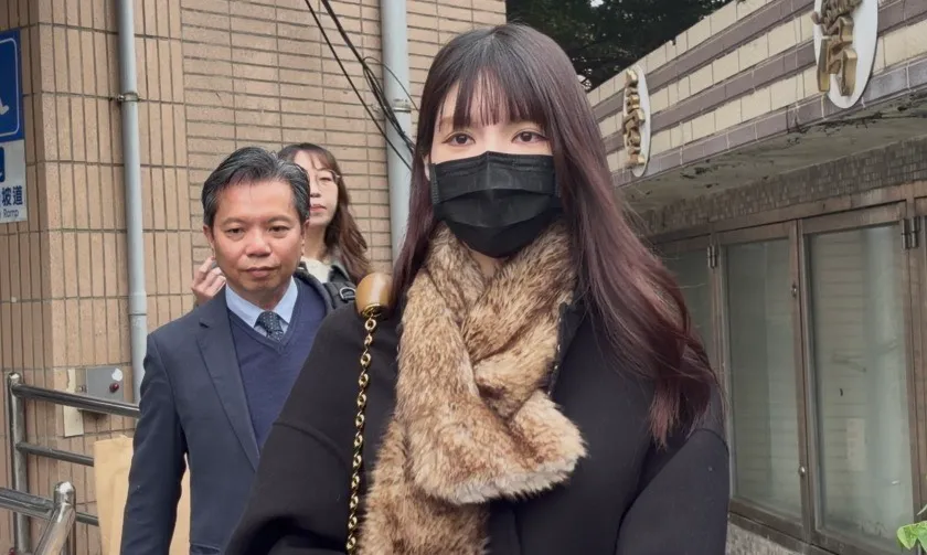 闕沐軒今天出庭堅持沒有蒐集任何他人個資，請求法官判決無罪。張欽攝