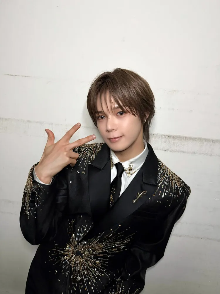 K因為個人拍攝行程，將缺席《超級巨星紅白藝能大賞》。翻攝&TEAM IG