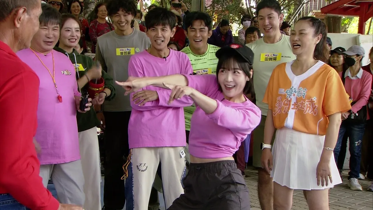 籃籃秀舞技。民視提供