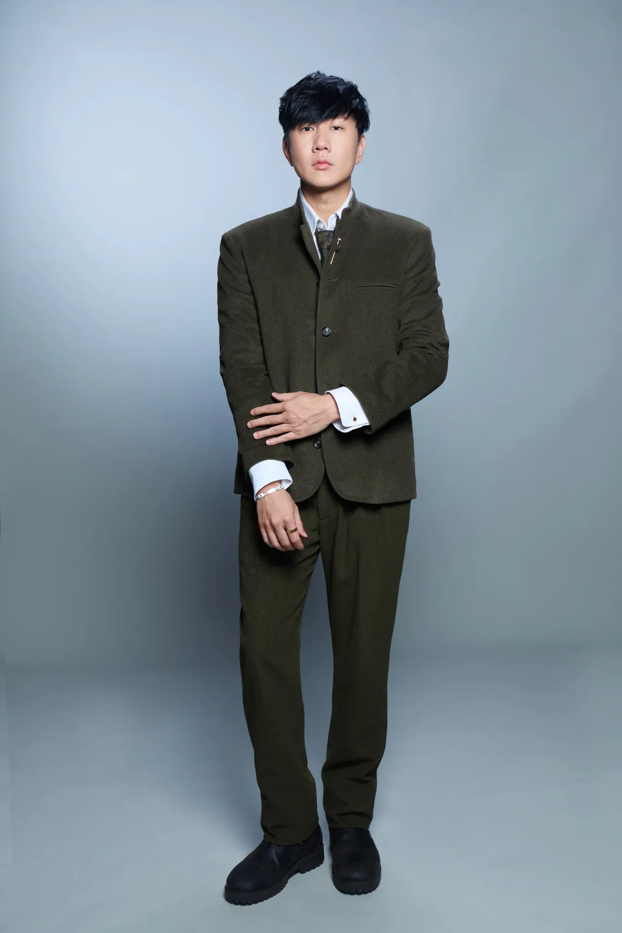 JJ林俊傑《瞬間的瞬間》獲得2025 Hit Fm 年度百首單曲第7名。Hit Fm聯播網提供