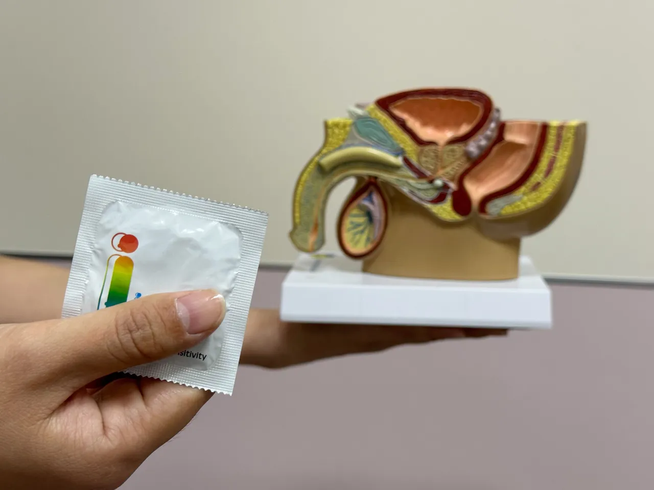 醫師提醒性行為一定要做好安全防護措施。李綜合醫院提供