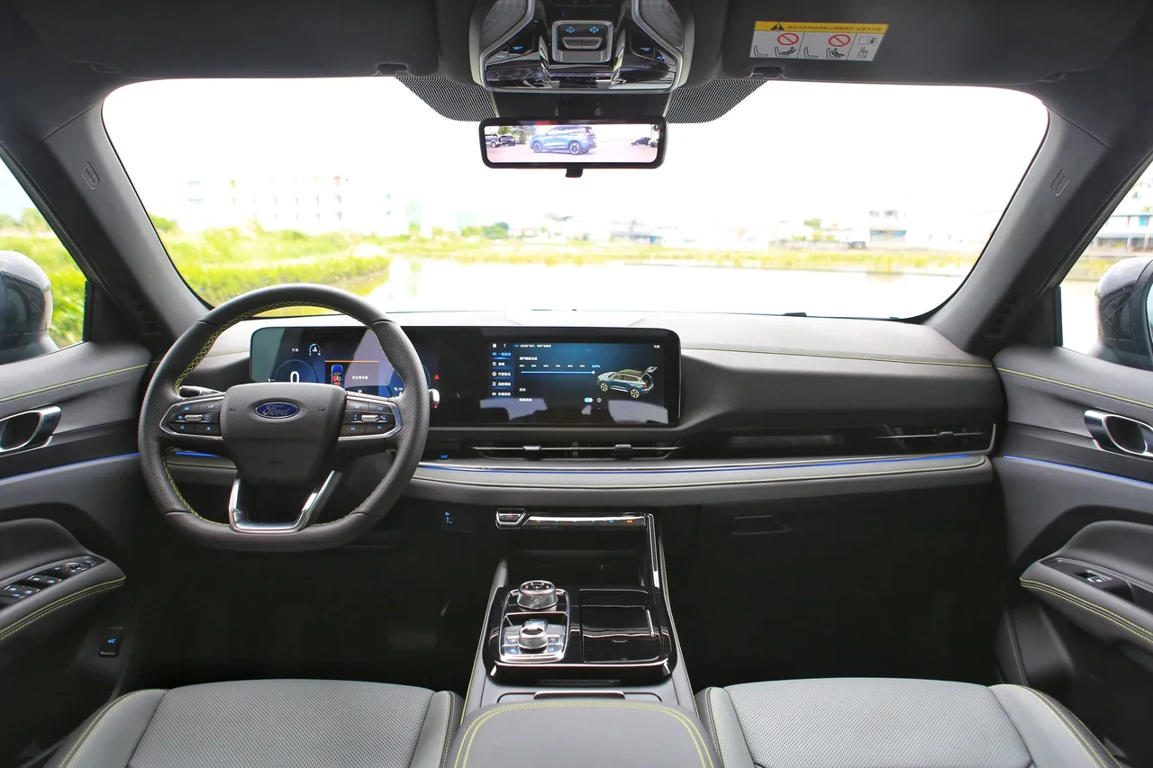 Ford Territory座舱导入双12.3吋一体式数位显示系统。林浩升摄