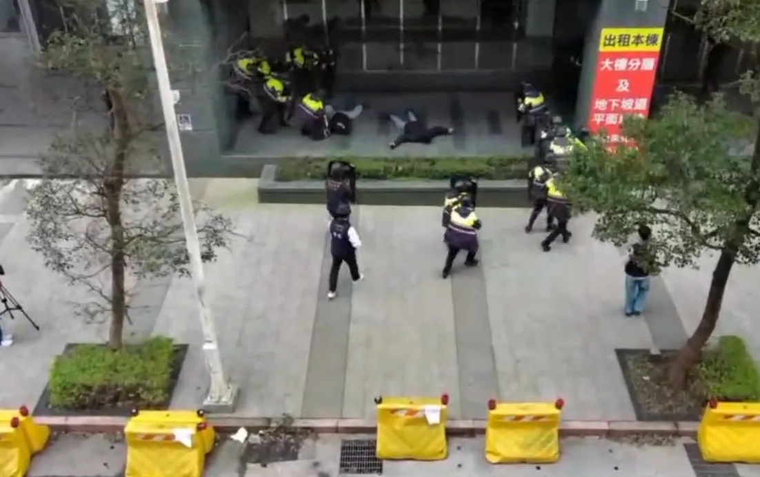 汐止警利用空拍機進行演練。翻攝畫面