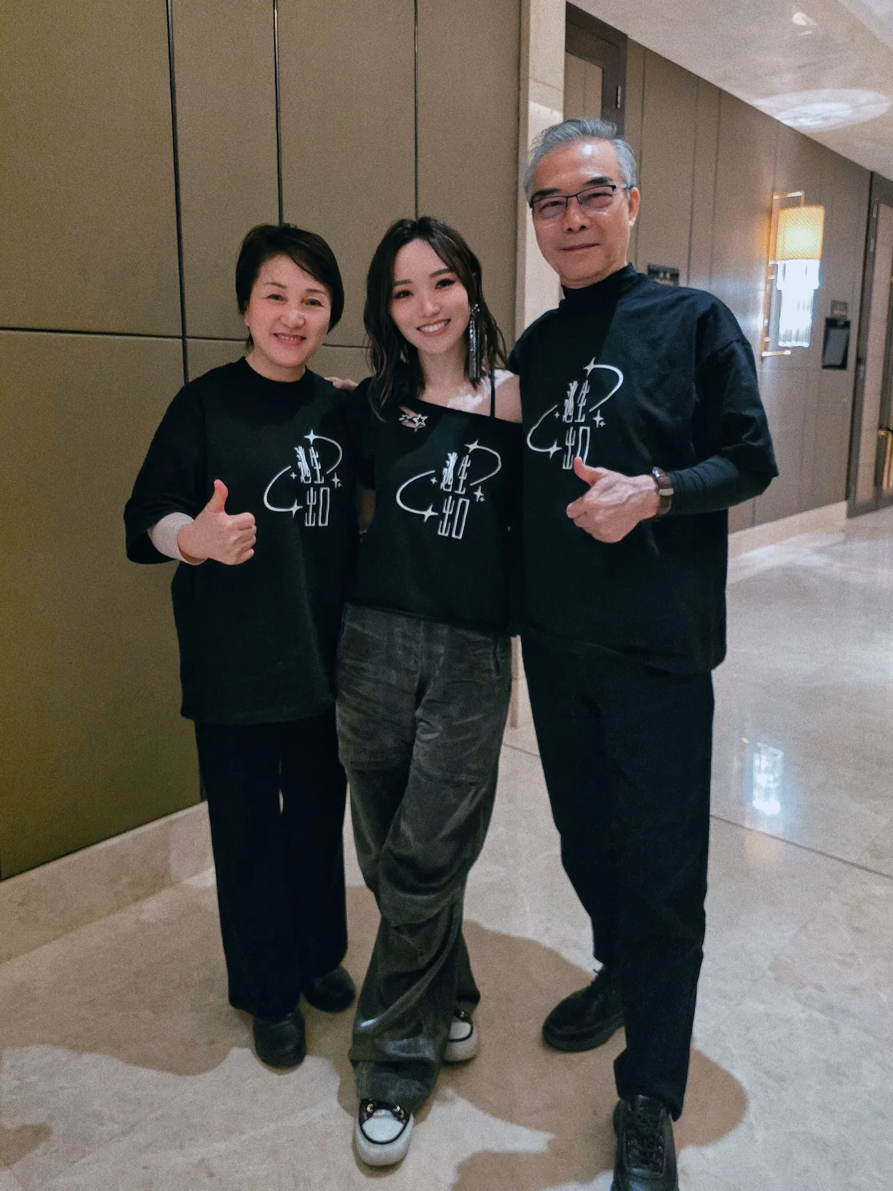 閻奕格南京巡演時，父母驚喜現身讓她超感動。格聲娛樂提供