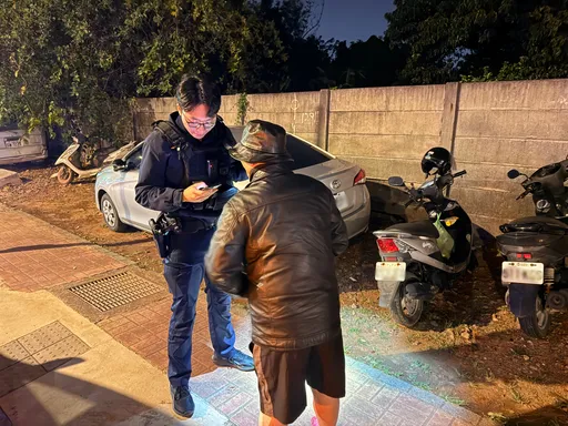 6旬翁寒风中寻车4小时未果　坜警调监视器助寻回爱车