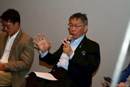 坐牢時曾讀「鄧小平傳」! 柯文哲酸賴清德：比較像崇禎皇帝