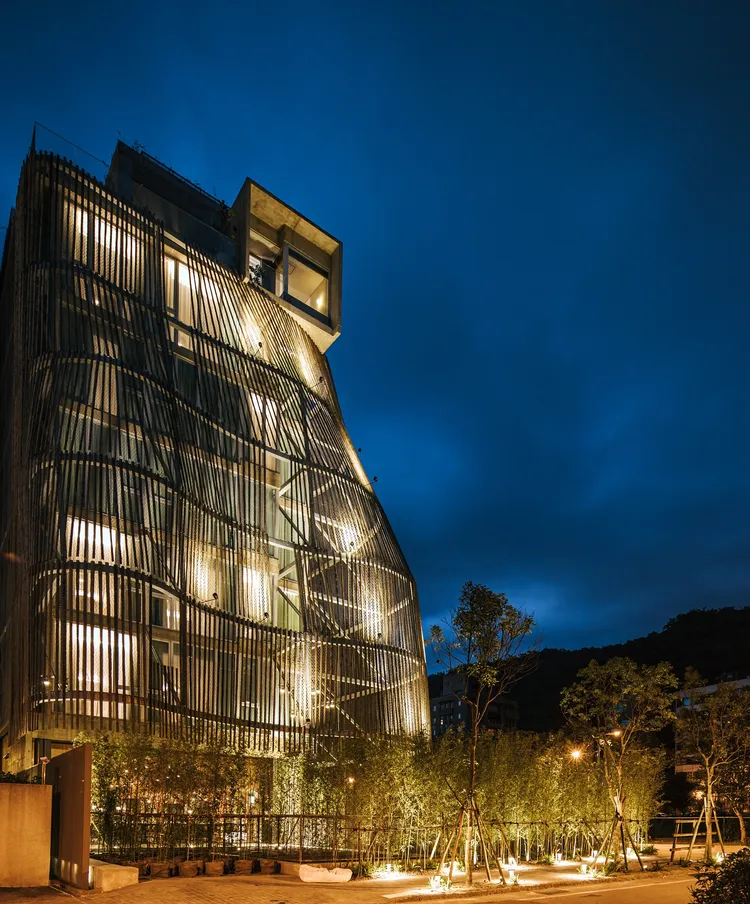 了了礁溪未來換手經營後，保留原有建築風格，預計於5月重新開幕。雲品國際提供