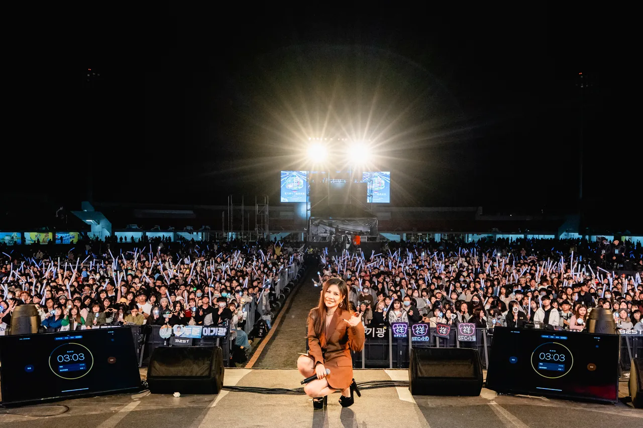 艾怡良爆失声危机后，跨年献唱。环球音乐提供