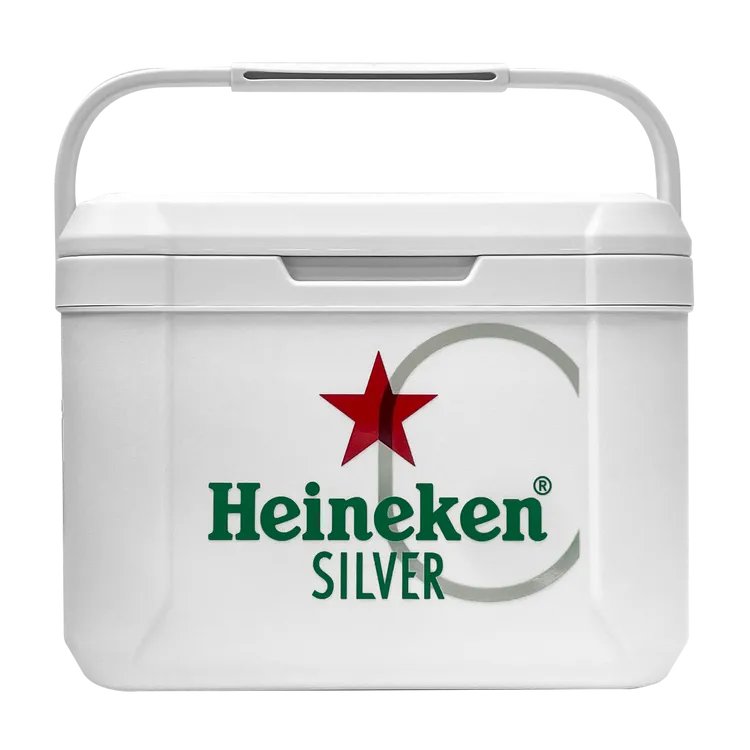 萊爾富24章換海尼根星潮保冰桶(5L)。業者提供