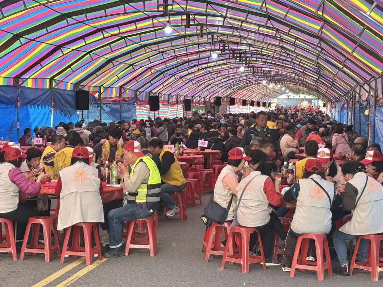 現場席開160桌，幾乎坐無虛席。新竹市府提供