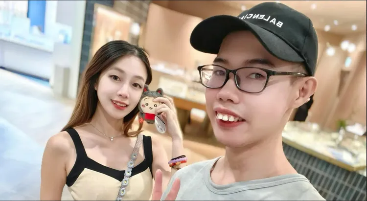 鄧佳華入獄後，模特兒女友簡簡宣布分手。翻攝鄧佳華臉書