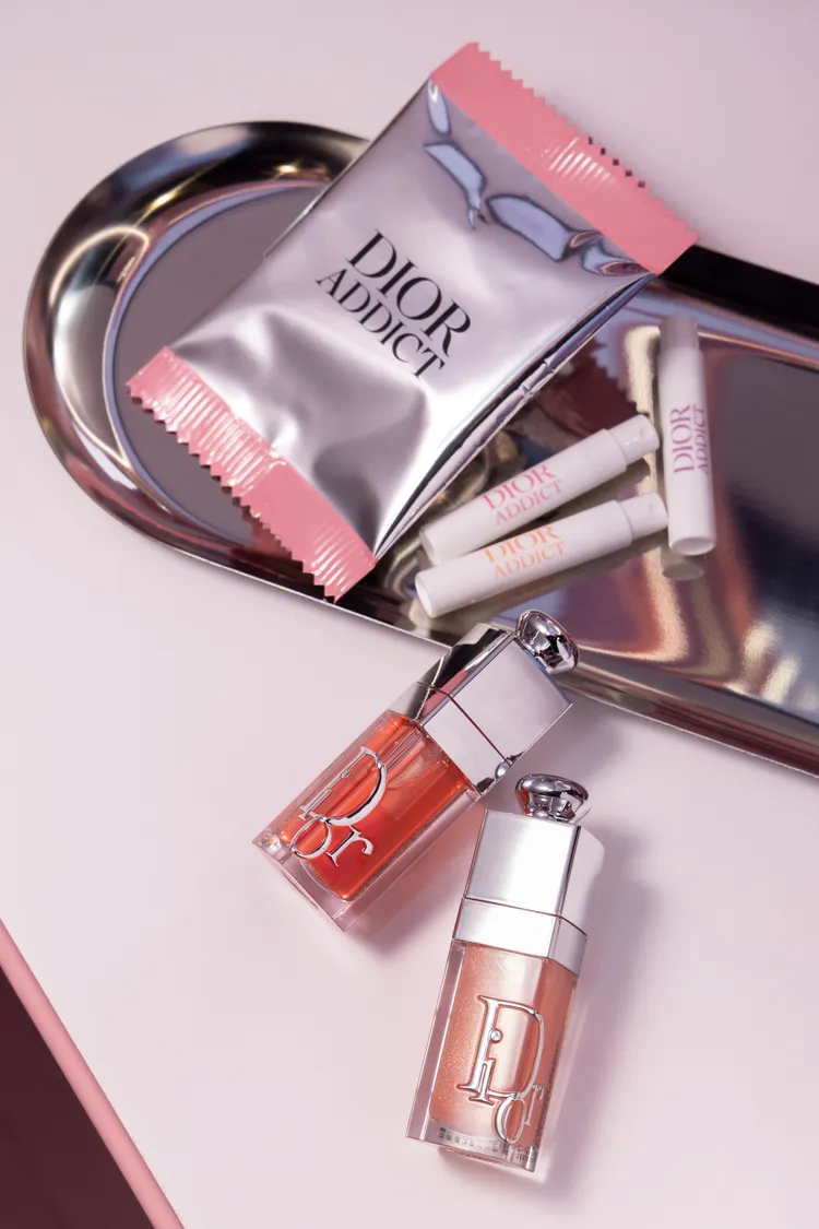 迪奧癮誘粉漾香氛 針管三入組。品牌提供