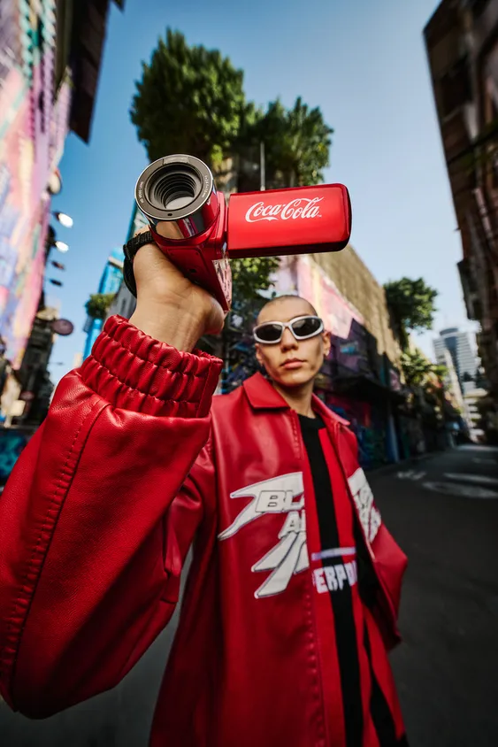 「可口可樂」復古潮攝影機。業者提供