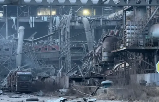 現場影片曝光！內蒙古稀土鋼板廠爆炸2死8失聯84傷