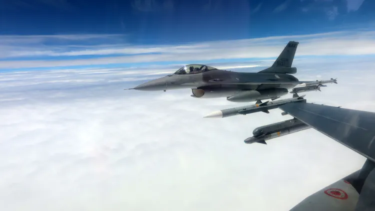 F-16战机大事记　国军采购150架「至今11架失事」