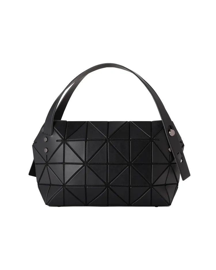 BAO BAO ISSEY MIYAKE BOSTON S手提包，1萬7600元。品牌提供