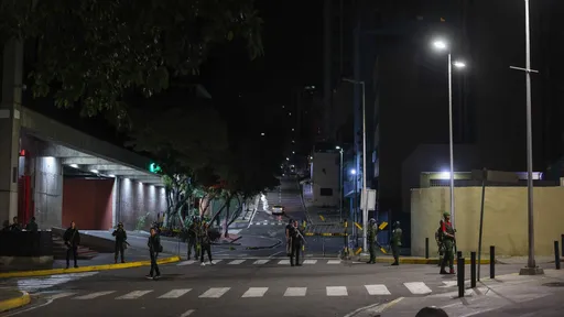 马杜洛下台后内斗浮现　委内瑞拉总统府爆枪战　疑「他」发动政变