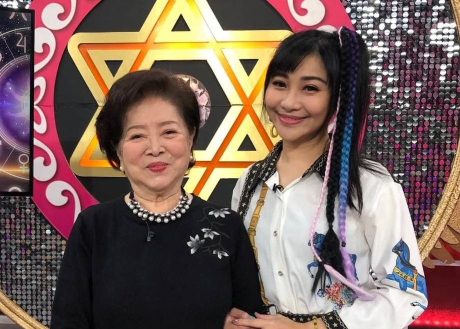 台語歌手生母是國寶級歌仔戲小生 喊影后陳淑芳「媽咪」親揭2人親密關係