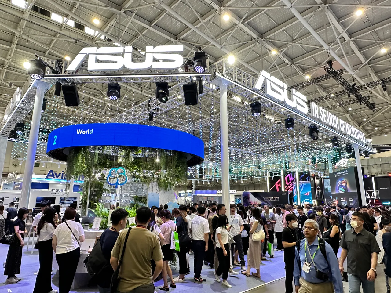 华硕等下游品牌商已经陆续在价格上反应记忆体缺货压力。赵筱文摄