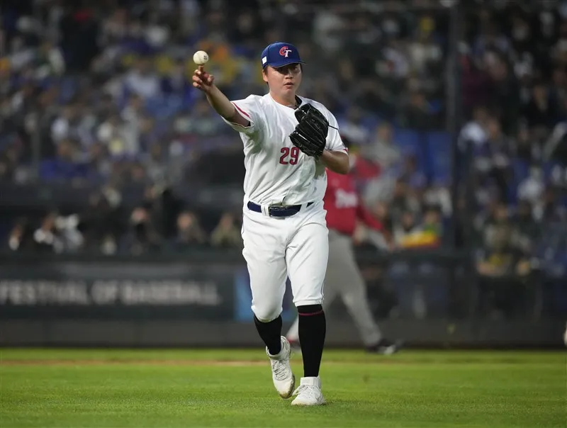 邓恺威不打经典赛　韩媒乐翻：晋级大利多