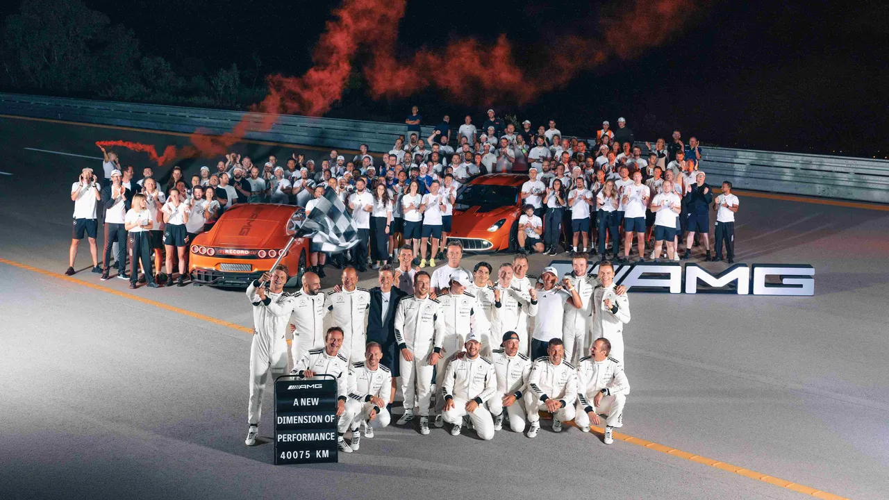 CONCEPT AMG GT XX「八天環遊世界」狂破25項世界紀錄。原廠照片