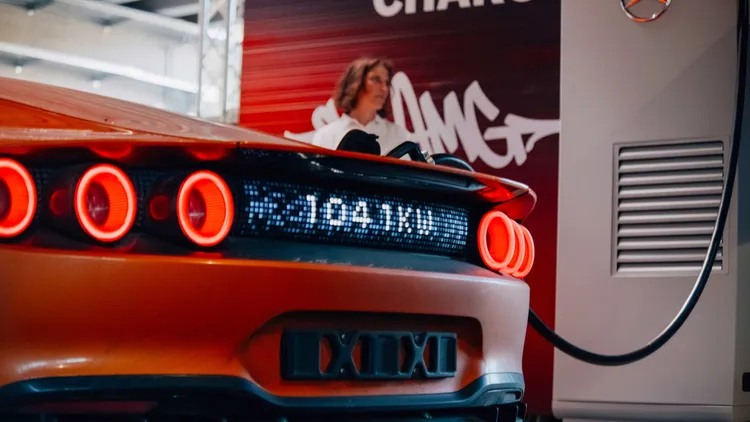 創下超過1百萬瓦充電功率紀錄，僅需1分鐘，即可補能約125公里（WLTP）。原廠照片