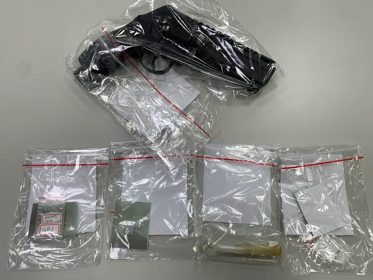 起出槍枝和毒品。龜山警分局提供