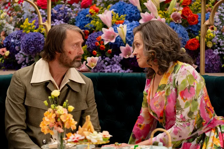 邁茲米克森（左）和雪歌妮薇佛有大量對手戲。采昌提供