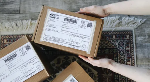 包裹驚見3字　店員急勸別領！原來「這些名字」全是陷阱