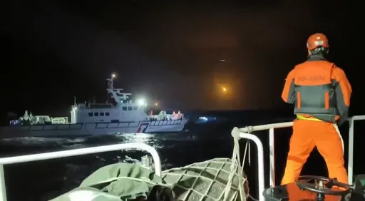 全力搜救飞官辛柏毅！最新画面曝光　海巡迄今已投入154人