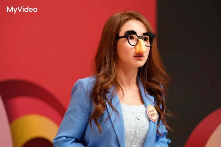 郭書瑤戲裡對戀愛的觀點犀利有趣。台灣大哥大MyVideo提供